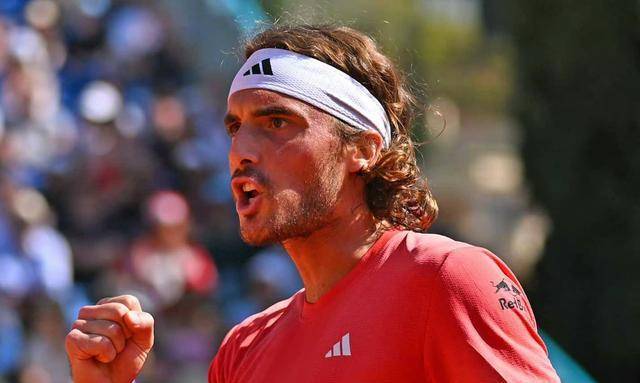 开云体育直播-美国网球队逆转世界网球队，西西帕斯打破历史纪录