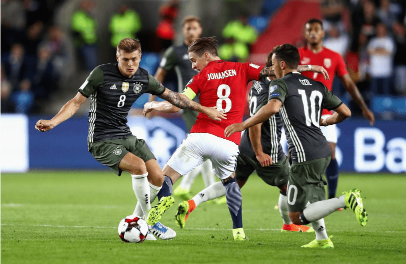 德国队完胜中国队，辛杜惊艳四座