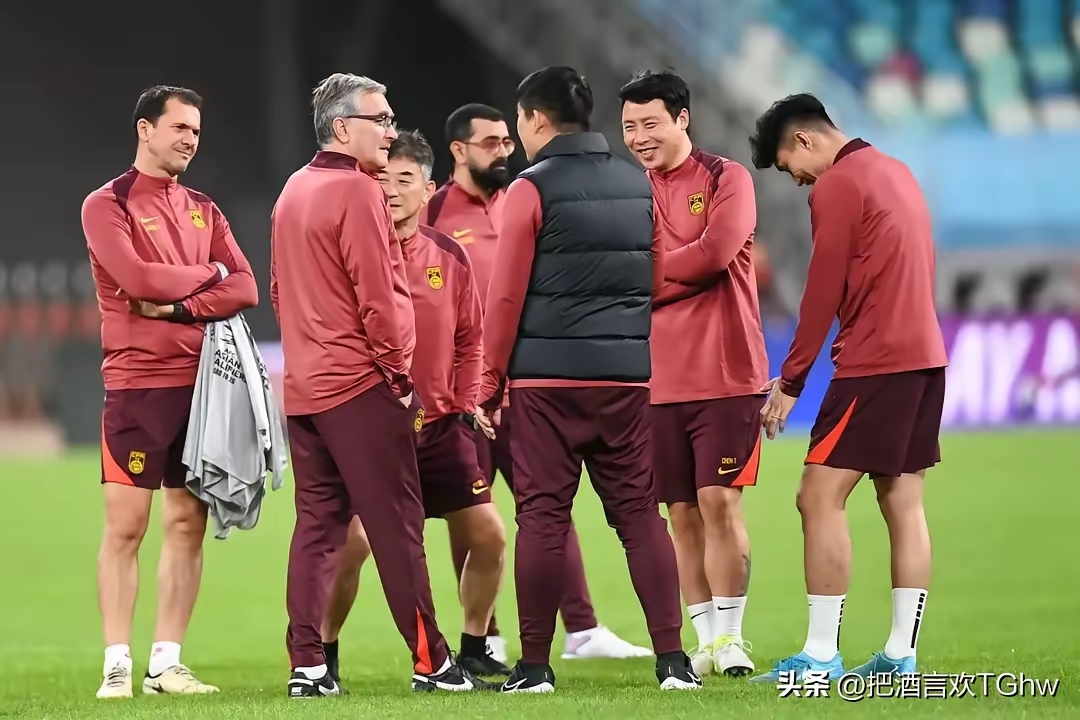 开云体育直播-中国队力克印度队，郑思维状态火热