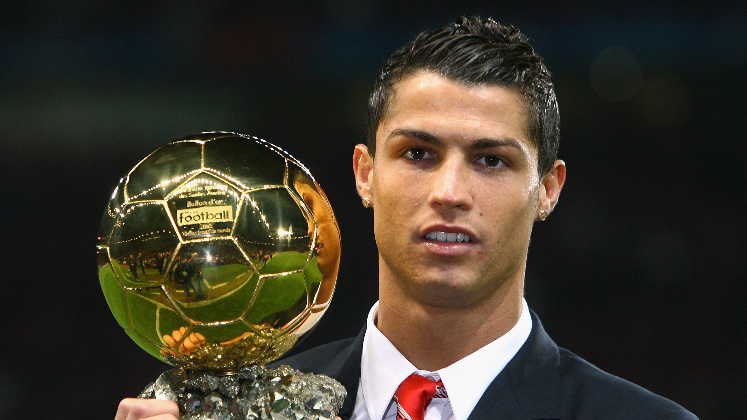 卢卡库压力下完成爆发，克罗地亚制霸芬兰—欧洲杯赛场上的双重奏鸣