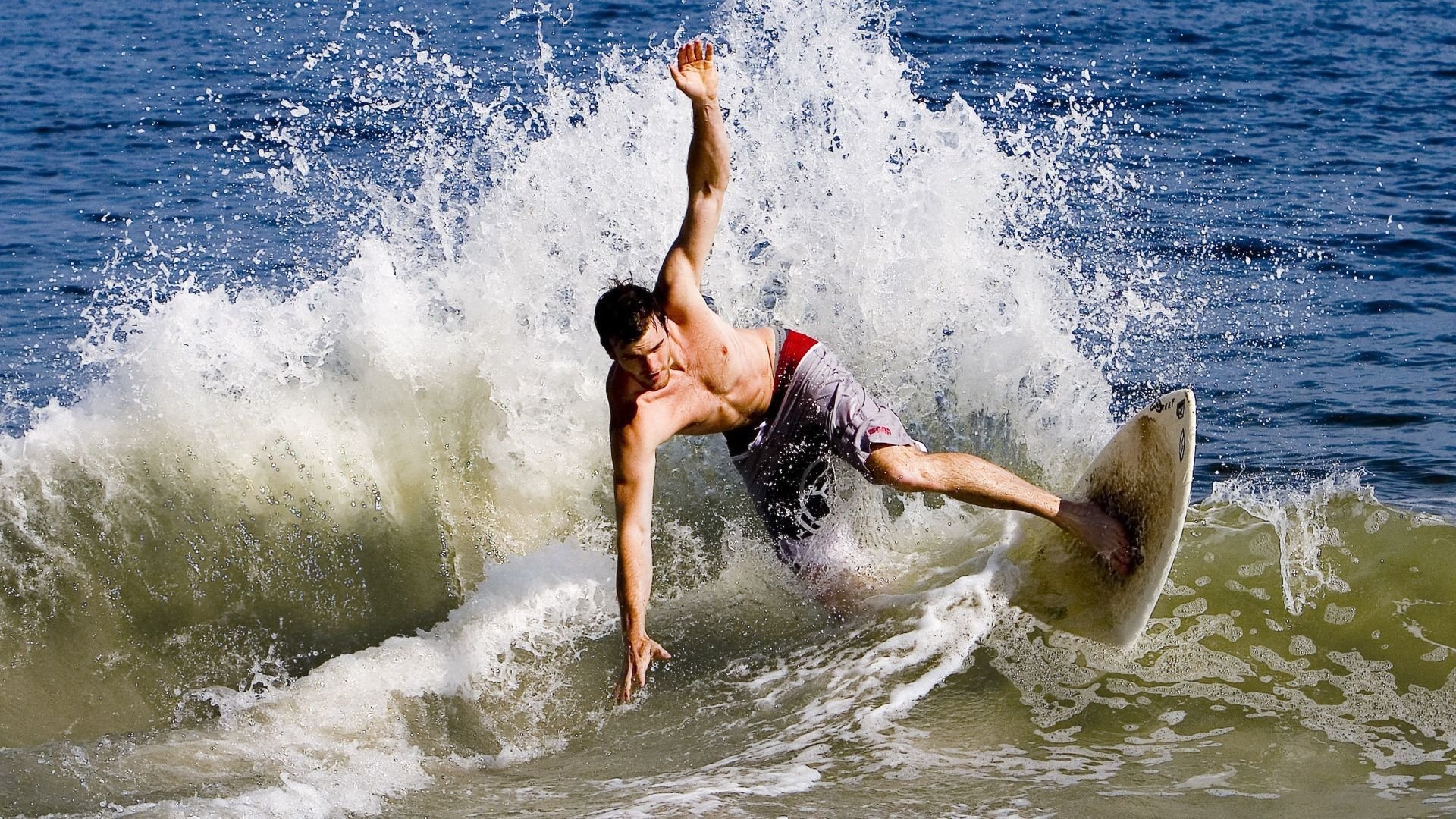 开云在线直播-午夜丹佛的东方惊雷，武切维奇爆发，北京队强行终结掘金的不朽一夜